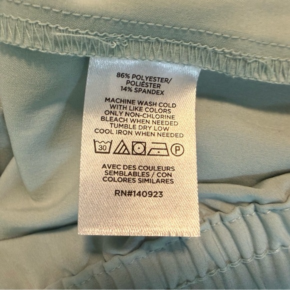 Lou & Grey Women's Soft Gray Sea Foam Green Athletic Shorts - Picture 4 of 5